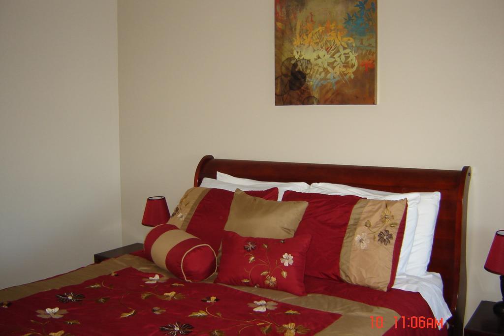 Midway Motel Radisson Habitación foto